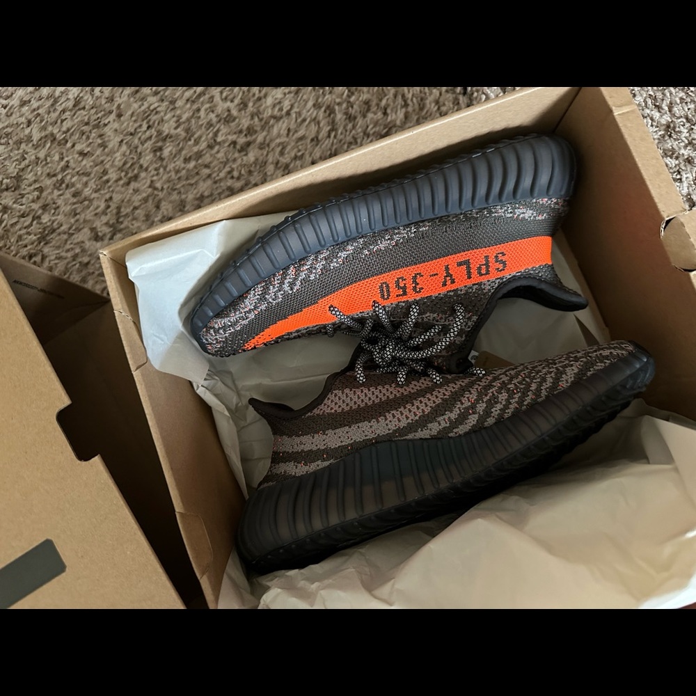 Yeezy 350 V2